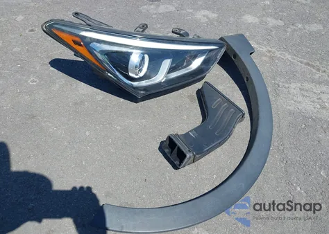 2017 Hyundai Santa Fe Sport 2.4L from USA, damaged, VIN 5XYZT3LB3HG432830